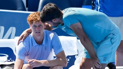 Carlos Alcaraz consoled Jannik Sinner after he retired from their match during the Cincinnati Open. (IMAGN IMAGES via Reuters Connect)