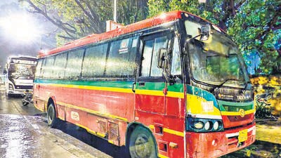 The mother and the son tragically lost their lives after being hit by a BEST bus in the Wadala area on Monday afternoon. (Raju Shinde/HT Photo) The mother and the son tragically lost their lives after being hit by a BEST bus in the Wadala area on Monday afternoon. (Raju Shinde/HT Photo)