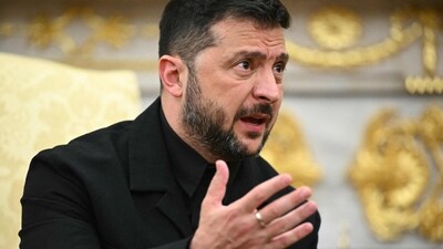 Ukrainian President Volodymyr Zelensky speaks during a meeting with US President Donald Trump in the Oval Office of the White House in Washington, DC, on August 18, 2025. (AFP)