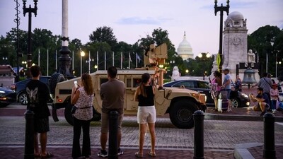 On D.C. Streets, Feds Make a Show of Force On D.C. Streets, Feds Make a Show of Force