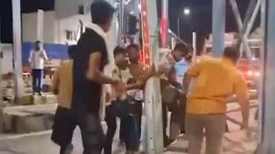 Video of the jawan being assaulted at the toll plaza went viral. (Sourced/X) Video of the jawan being assaulted at the toll plaza went viral. (Sourced/X)