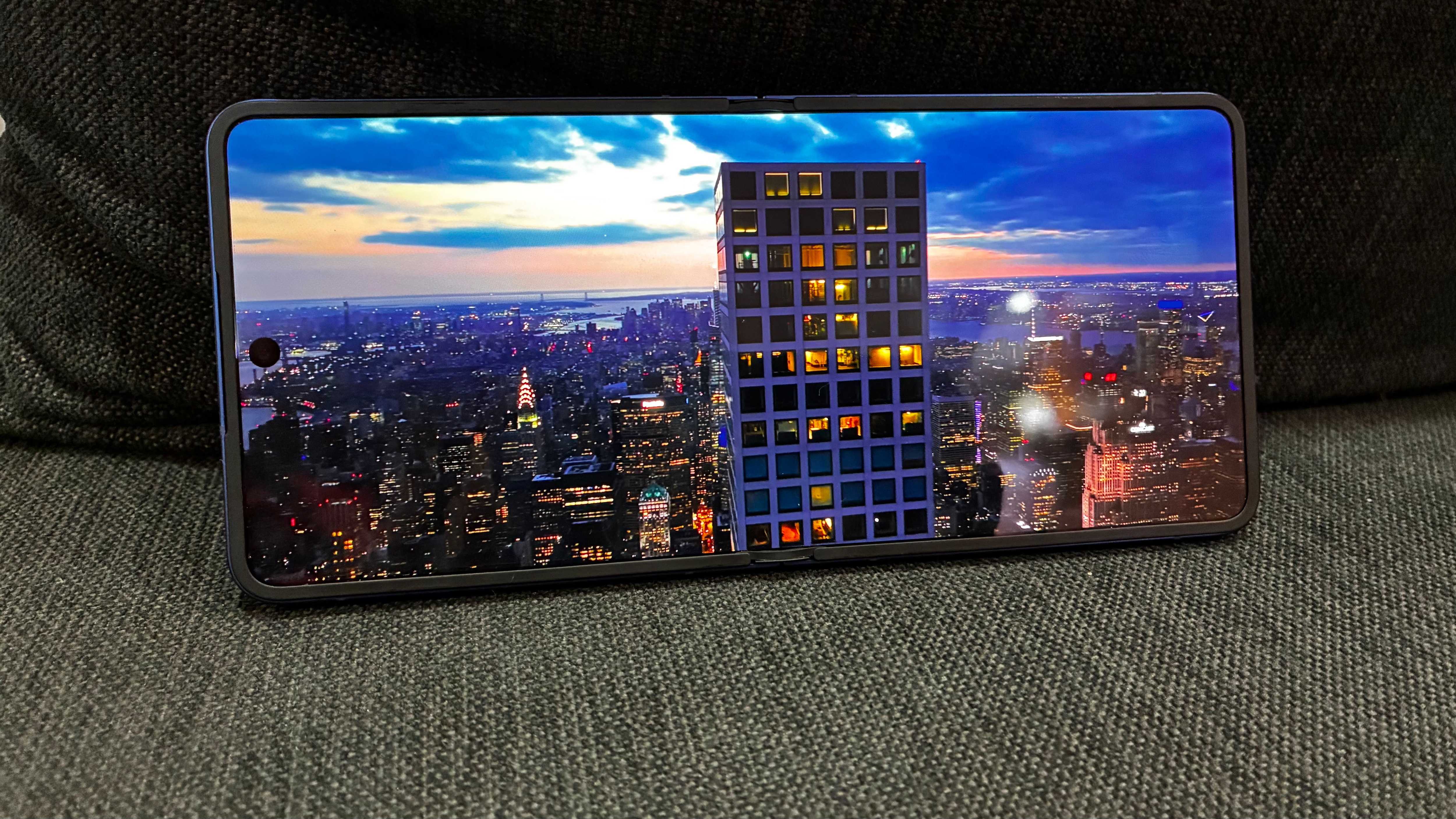 The foldable features a bigger 6.9-inch Dynamic AMOLED 2X display. (Aishwarya Panda-HT) The foldable features a bigger 6.9-inch Dynamic AMOLED 2X display. (Aishwarya Panda-HT)
