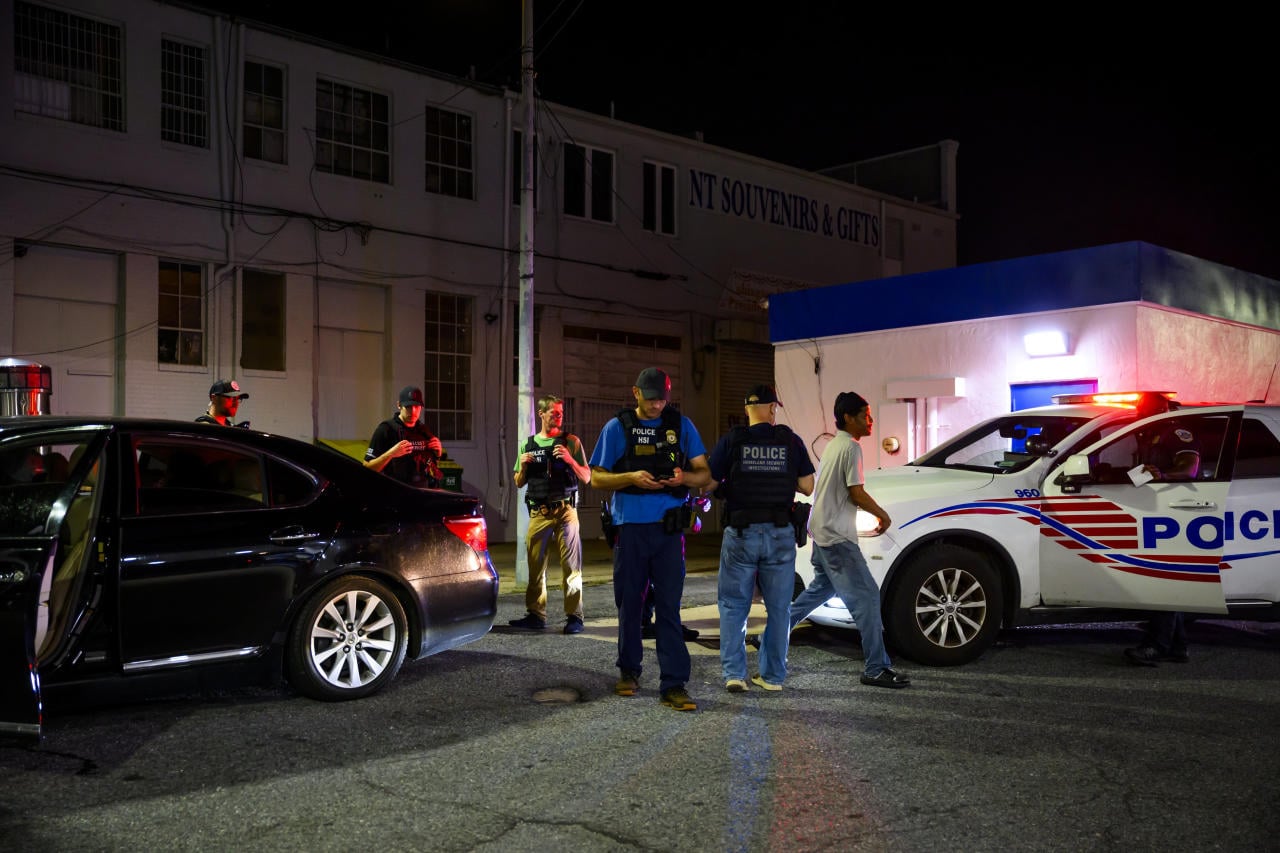 On D.C. Streets, Feds Make a Show of Force On D.C. Streets, Feds Make a Show of Force