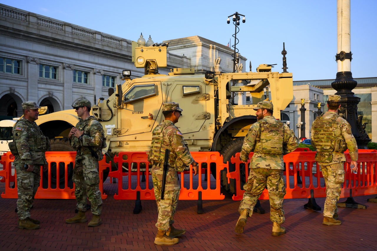 On D.C. Streets, Feds Make a Show of Force On D.C. Streets, Feds Make a Show of Force