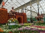 Flower installations recreated Kittur Fort, Rani Chennamma’s memorial. 