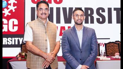 CGC founder chancellor S Rashpal Singh Dhaliwal and managing director Arsh Dhaliwal during an event on Tuesday. (HT) CGC founder chancellor S Rashpal Singh Dhaliwal and managing director Arsh Dhaliwal during an event on Tuesday. (HT)
