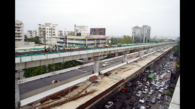 Construction on the stretch began in August 2022, following approvals from PMC, PMRDA, and other authorities. (MAHENDRA KOLHE/ HT) Construction on the stretch began in August 2022, following approvals from PMC, PMRDA, and other authorities. (MAHENDRA KOLHE/ HT)