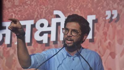Thane, India - April 05, 2023: Aaditya Thackeray speaks during the Janprakshobh Morcha, a protest rally by MVA activists from Shivsena (UBT), NCP and Congress, against Thane Police for its failure to take action against the culprits who assaulted UBT woman activist Roshni Shinde, from Chhatrapati Shivaji Maharaj Ground to Thane Police Commissionerate Office, at Kharkar Ali Ground, in Thane, India, on Wednesday, April 05, 2023. (Praful Gangurde/HT Photo) (HT PHOTO) Thane, India - April 05, 2023: Aaditya Thackeray speaks during the Janprakshobh Morcha, a protest rally by MVA activists from Shivsena (UBT), NCP and Congress, against Thane Police for its failure to take action against the culprits who assaulted UBT woman activist Roshni Shinde, from Chhatrapati Shivaji Maharaj Ground to Thane Police Commissionerate Office, at Kharkar Ali Ground, in Thane, India, on Wednesday, April 05, 2023. (Praful Gangurde/HT Photo) (HT PHOTO)