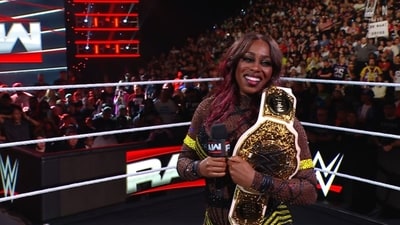 Naomi recently blazed it up at the SummerSlam event beating a combo of Rhea Ripley and Iyo Sky. (X/@iitsTemper)