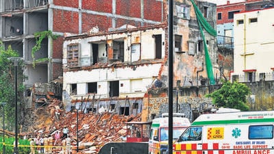 According to relatives of the deceased, the migrant workers had started working on the site less than two weeks ago. (Vipin Kumar/HT) According to relatives of the deceased, the migrant workers had started working on the site less than two weeks ago. (Vipin Kumar/HT)