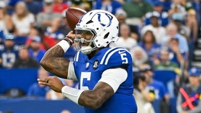 Indianapolis Colts quarterback Anthony Richardson Sr. throws a pass during the first half against the Green Bay Packers. (IMAGN IMAGES via Reuters Connect)