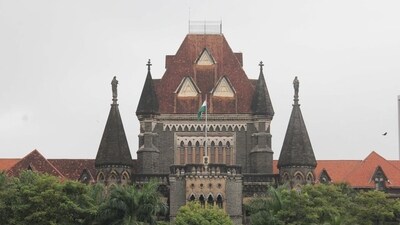 The petitions in the HC had challenged an order passed by the Brihanmumbai Municipal Corporation (BMC) Commissioner. (HT Photo)