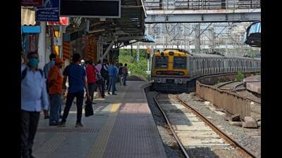 The Pune–Lonavla corridor, one of the busiest suburban stretches, has for years faced overcrowding and delays. (REPRESENTATIVE PIC) The Pune–Lonavla corridor, one of the busiest suburban stretches, has for years faced overcrowding and delays. (REPRESENTATIVE PIC)