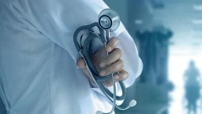 The doctor did not seek sympathy but expressed the inner frustration of many in similar situations. The doctor did not seek sympathy but expressed the inner frustration of many in similar situations.