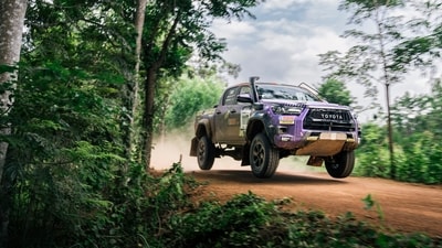 Sanjay Takale clinches trophy for gritty fightback