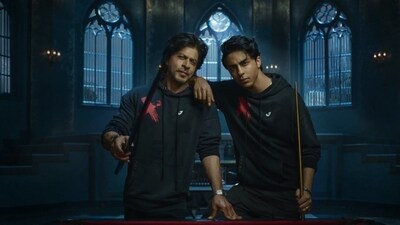 Shah Rukh Khan praised The Ba***ds of Bollywood's fresh storytelling and gritty narrative, which explores Bollywood's raw and edgy side.