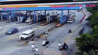 Police identified the accused as Vishal, a resident of Hyderabad. (Video grab from X/@NewsMeter_In)