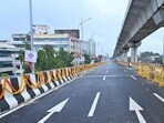 CM opens Ganeshkhind flyover, skips speech to avoid traffic chaos CM opens Ganeshkhind flyover, skips speech to avoid traffic chaos