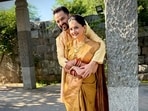 It seems that Gia and Varunn had the Bhuta Shuddhi Vivaha at Isha Foundation in Tamil Nadu.