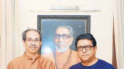 Despite BEST election defeat and Raj-Fadnavis meeting, Sena (UBT) optimistic about alliance with MNS Despite BEST election defeat and Raj-Fadnavis meeting, Sena (UBT) optimistic about alliance with MNS