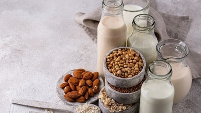 Almond, soy, and oat milk are some popular plant-based milks (Photo: Adobe Stock) Almond, soy, and oat milk are some popular plant-based milks (Photo: Adobe Stock)