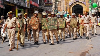 According to the police, six personnel reached the village after receiving the control room alert. Their vehicles were also vandalised. (Representative Image/AFP)