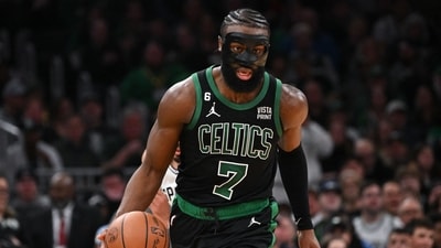 Boston Celtics guard Jaylen Brown (7) dribbles the ball against the San Antonio Spurs during the third quarter at the TD Garden. (USA TODAY Sports)