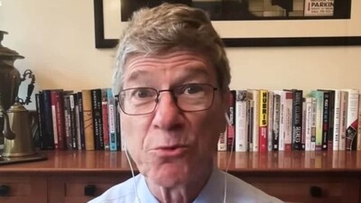 Sachs highlighted that the tariffs had resulted in deteriorated diplomatic relations between the US and India. (Hindustan Times podcast) Sachs highlighted that the tariffs had resulted in deteriorated diplomatic relations between the US and India. (Hindustan Times podcast)