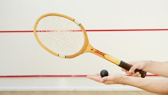 Squash essentials: Top 8 must-have squash gear; From racquets to kits (Pexels)