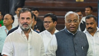 Congress President Mallikarjun Kharge and Lok Sabha leader of opposition Rahul Gandhi have led the vote chori allegations made by the INDIA bloc. (ANI) Congress President Mallikarjun Kharge and Lok Sabha leader of opposition Rahul Gandhi have led the vote chori allegations made by the INDIA bloc. (ANI)