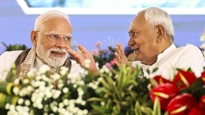 Prime Minister Narendra Modi with Bihar chief minister Nitish Kumar in Gayaji on Friday. (PMO) Prime Minister Narendra Modi with Bihar chief minister Nitish Kumar in Gayaji on Friday. (PMO)