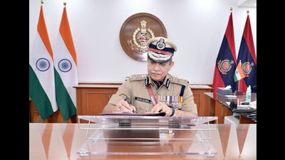 Satish Golchha at Delhi Police Headquarters on Friday. (HT Photo) Satish Golchha at Delhi Police Headquarters on Friday. (HT Photo)