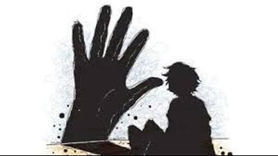 The girls alleged that after returning from the coaching centre, they had gone out for an evening walk when some men turned up in a car and started assaulting them. (Representative photo)