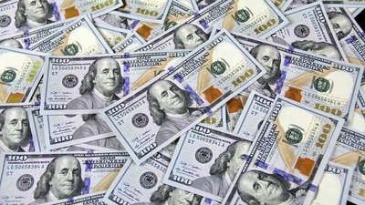 Despite a 2.7% COLA increase, many seniors may struggle financially, with rising costs and potential Medicare premium hikes potentially erasing the benefits of the adjustment. (Pexels) Despite a 2.7% COLA increase, many seniors may struggle financially, with rising costs and potential Medicare premium hikes potentially erasing the benefits of the adjustment. (Pexels)