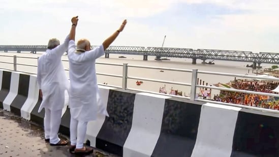 Prime Minister Narendra Modi with Bihar Chief Minister Nitish Kumar during the inauguration of the 1.86-km-long Aunta-Simaria Bridge on the Ganga river, in Gayaji, Bihar. (@NarendraModi via PTI Photo) (@NarendraModi)