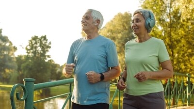 Elderly people are recommended to socialise and exercise to keep their minds active. (Shutterstock) Elderly people are recommended to socialise and exercise to keep their minds active. (Shutterstock)