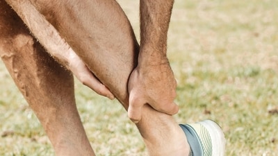 Vascular surgeon warns that waking up from severe leg cramps could be a sign of underlying circulation complications. (Pexel) Vascular surgeon warns that waking up from severe leg cramps could be a sign of underlying circulation complications. (Pexel)