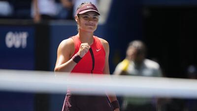 Emma Raducanu reacts after beating Ena Shibahara during the first round of the US Open on Sunday. (AP) Emma Raducanu reacts after beating Ena Shibahara during the first round of the US Open on Sunday. (AP)