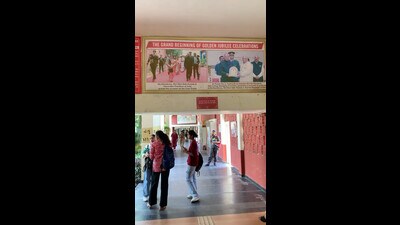 While the PU campus and co-ed colleges in the city are abuzz with poll activity, it is business as usual at girls’ colleges. (HT Photo) While the PU campus and co-ed colleges in the city are abuzz with poll activity, it is business as usual at girls’ colleges. (HT Photo)