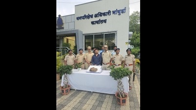 While the three suspects were immediately arrested, one managed to flee and is still absconding. (HT) While the three suspects were immediately arrested, one managed to flee and is still absconding. (HT)