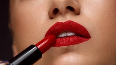 Amp up your lipstick application game by knowing the secret tricks. (Shutterstock) Amp up your lipstick application game by knowing the secret tricks. (Shutterstock)