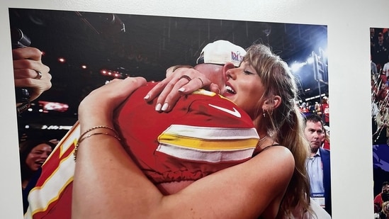 Kansas City Chiefs honor Taylor Swift. (X/@HaroldRKuntz3)