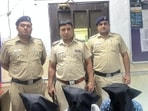 Chandigarh police have managed to secure <span class='webrupee'>₹</span>5.43 lakh of the stolen money. (HT Photo) Chandigarh police have managed to secure <span class='webrupee'>₹</span>5.43 lakh of the stolen money. (HT Photo)