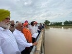 Punjab minister Lal Chand Kataruchak said due to the heavy rains in Jammu and Kashmir, Himachal Pradesh and Punjab since last night, the villages along the India-Pakistan border have been affected. Punjab minister Lal Chand Kataruchak said due to the heavy rains in Jammu and Kashmir, Himachal Pradesh and Punjab since last night, the villages along the India-Pakistan border have been affected.