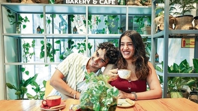 Ashu Chaudhary and Tanisha Bagrodia are regulars at plant cafés. Here's capturing them during a date at Noida’s Alma Bakery. (Photo: Raajesh Kashyap/HT) Ashu Chaudhary and Tanisha Bagrodia are regulars at plant cafés. Here's capturing them during a date at Noida’s Alma Bakery. (Photo: Raajesh Kashyap/HT)