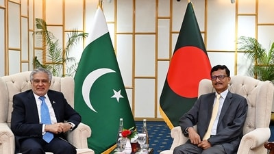 Foreign Affairs Advisor of Bangladesh's interim government Mohammad Touhid Hossain (R) posing alongside Pakistan's Foreign Minister Ishaq Dar during a bilateral meeting in Dhaka. (AFP) Foreign Affairs Advisor of Bangladesh's interim government Mohammad Touhid Hossain (R) posing alongside Pakistan's Foreign Minister Ishaq Dar during a bilateral meeting in Dhaka. (AFP)