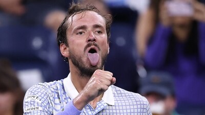 Daniil Medvedev reacts against Benjamin Bonzi. (Getty Images via AFP)