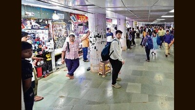 Mumbai, India - Aug. 25, 2025: View of CSMT subway after hawker were removed by BMC at CSMT, in Mumbai, India, on Monday, August 25, 2025. (Photo by Anshuman Poyrekar/ Hindustan Times) (Hindustan Times) Mumbai, India - Aug. 25, 2025: View of CSMT subway after hawker were removed by BMC at CSMT, in Mumbai, India, on Monday, August 25, 2025. (Photo by Anshuman Poyrekar/ Hindustan Times) (Hindustan Times)