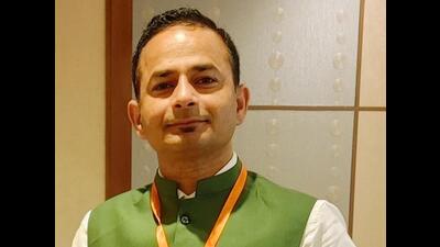 Shashi Paul, 39 (File) Shashi Paul, 39 (File)