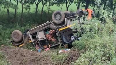 The pick-up vehicle in which the pilgrims were travelling when it collided with a bus near Keorak village of Kaithal on Monday. (HT Photo)